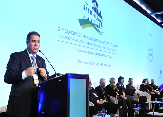 Impacto das questões de mobilidade nas grandes cidades foi tema da palestra do prefeito de Campinas