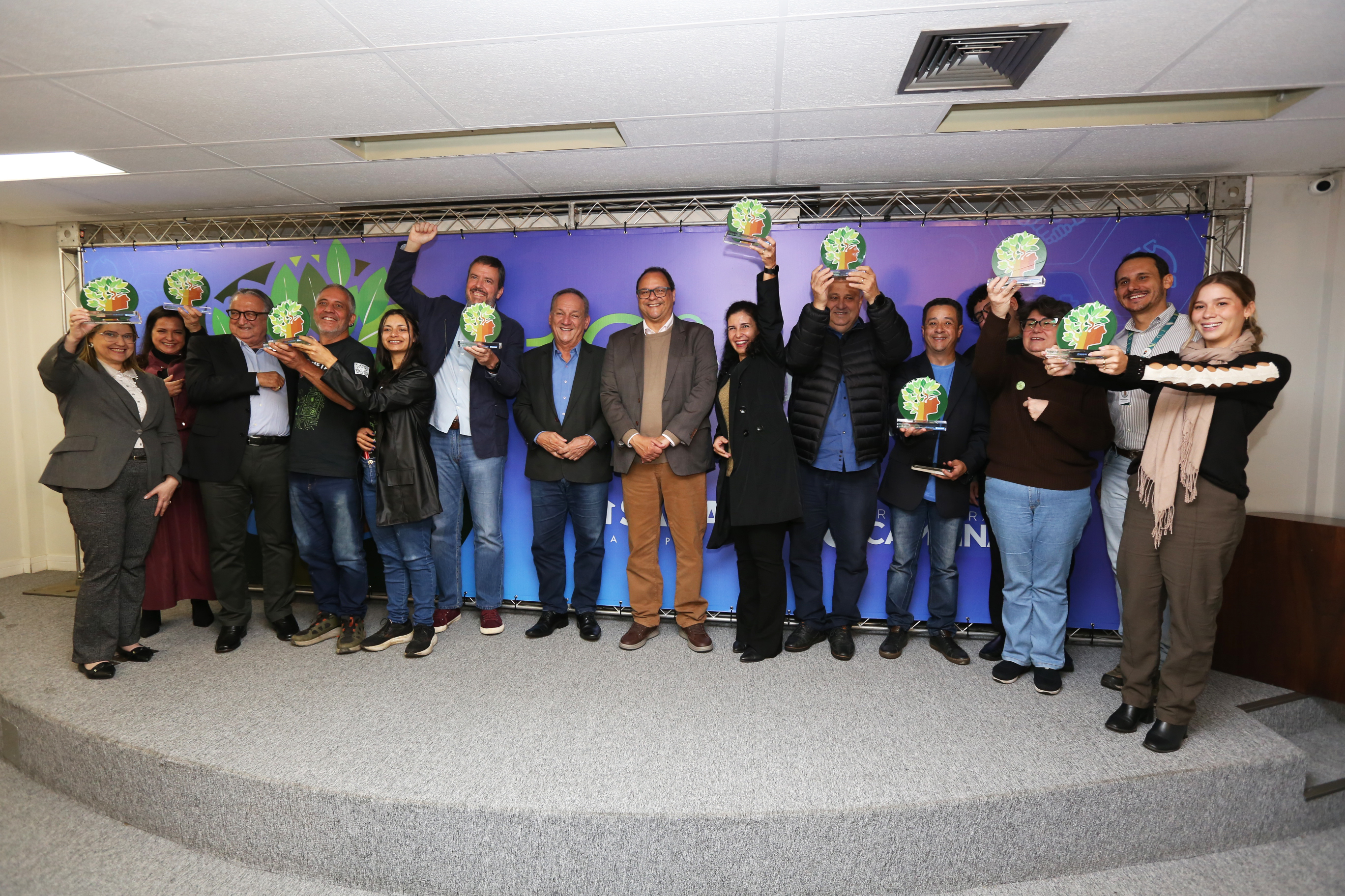 Foram premiadas as três melhores ações de cada categoria, avaliadas pela Gerência de Meio Ambiente da Sanasa