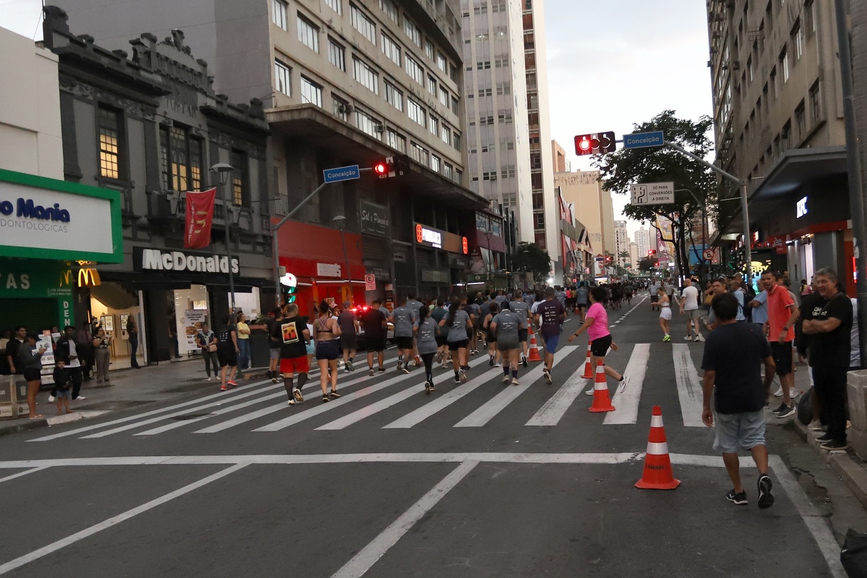 O Circuito de Corridas dos Distritos começa tradicionalmente pelo Centro; neste ano, a abertura foi em 24 de janeiro 