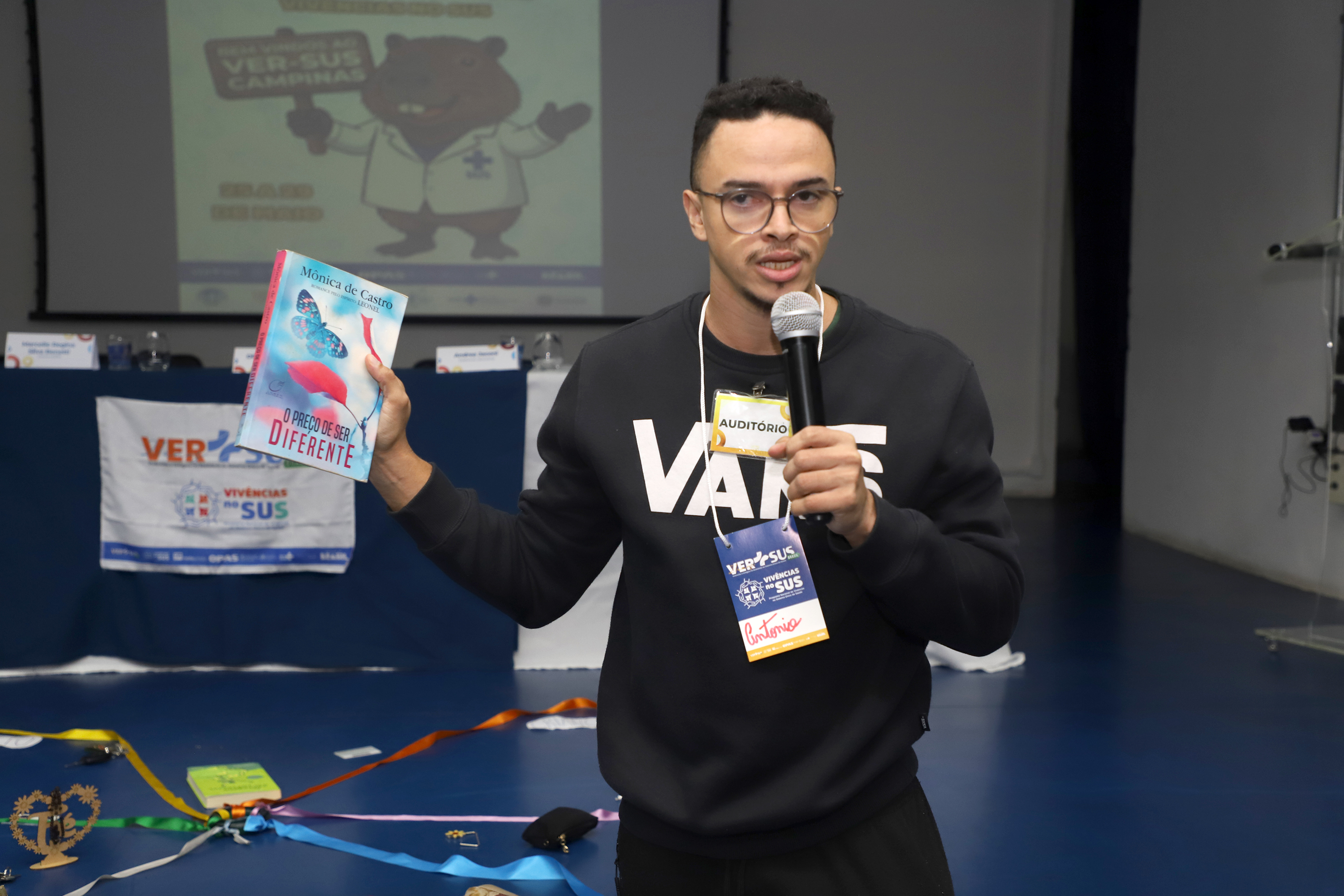 Abertura oficial foi no Ceprocamp, com  26 participantes, selecionados por edital;  experiência segue até 29 de maio com foco principal no cuidado à saúde da mulher