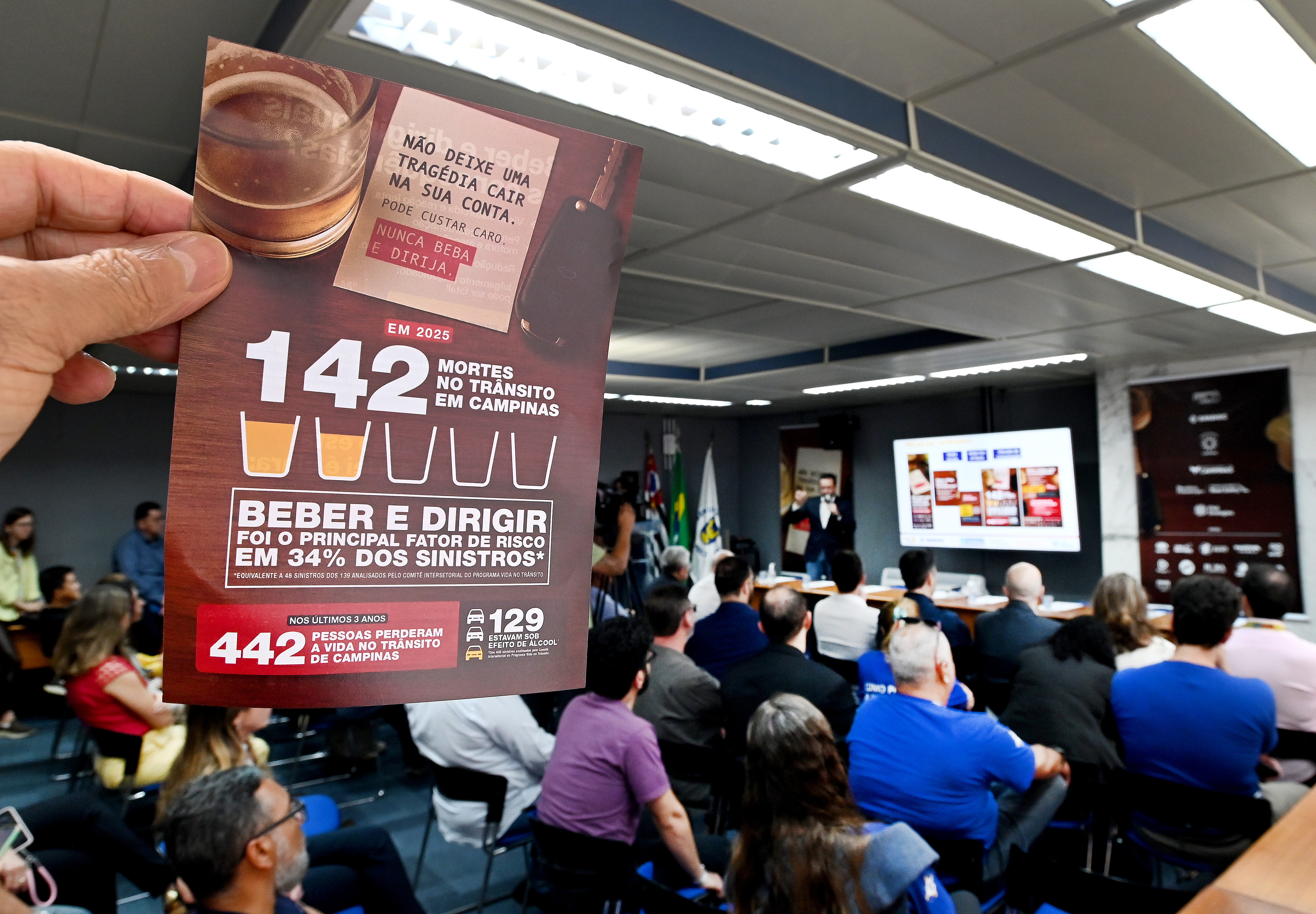 A campanha “Beber e dirigir pode custar caro” será veiculada em diversos veículos de comunicação parceiros