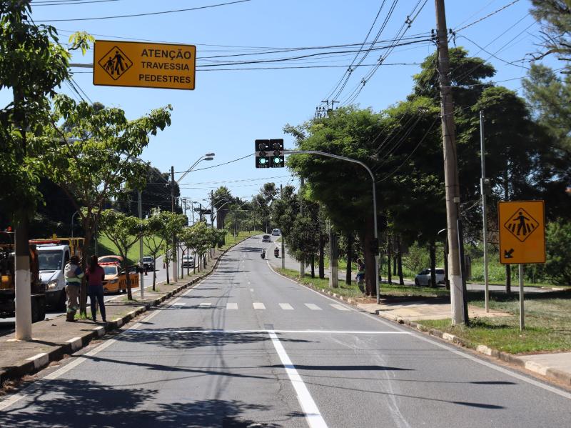 Trafegam pela avenida, em média, 43,6 mil veículos diariamente