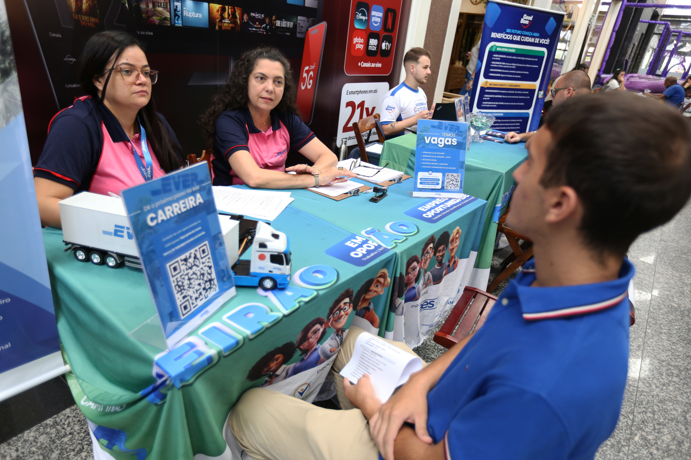 Podem participar até dois recrutadores por empresa durante o evento