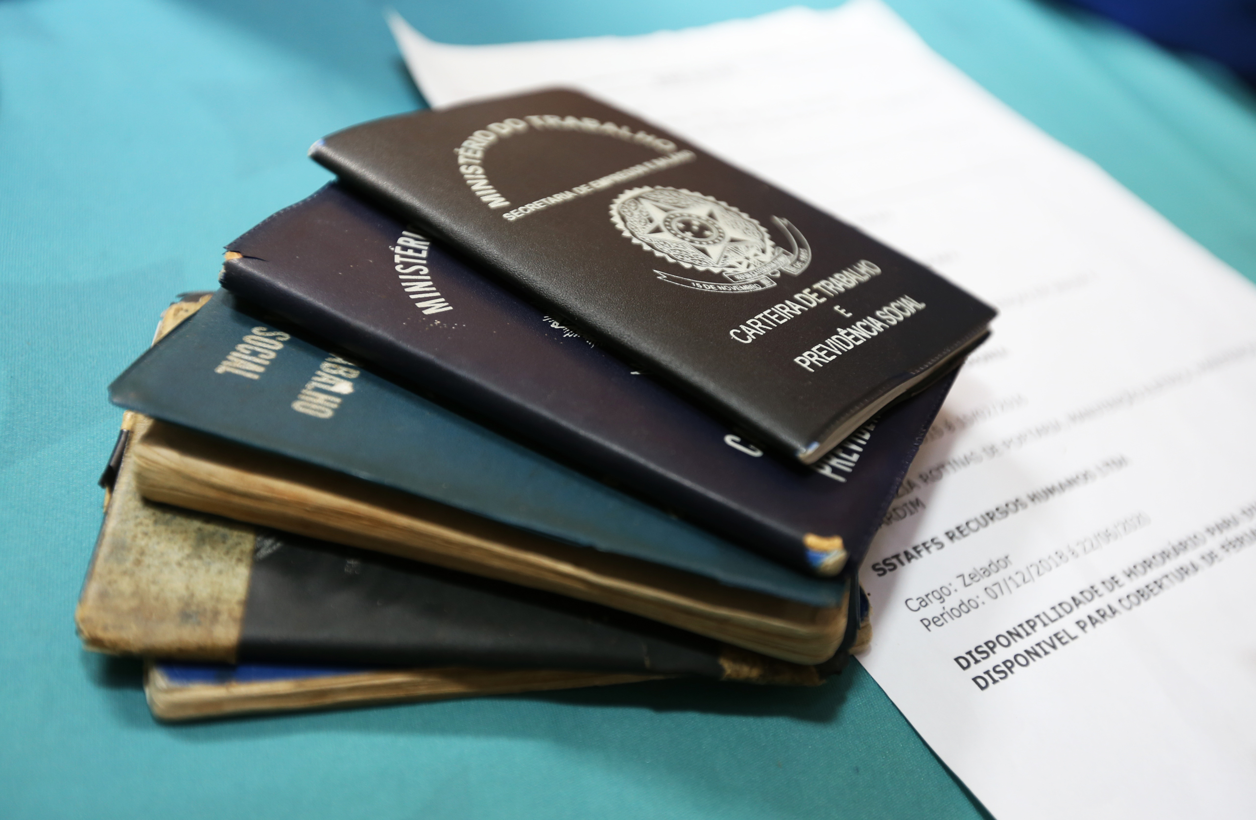 Oportunidades abrangem diferentes níveis de escolaridade e áreas profissionais; vagas disponíveis podem ser consultadas no sistema do CPAT