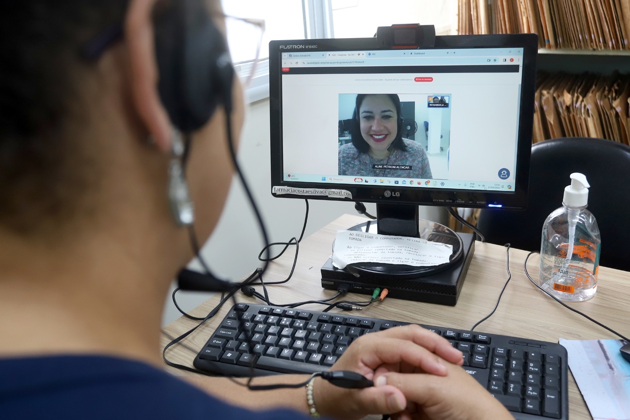 A teleorientação tem foco em orientar o usuário, na educação em saúde e apoio ao autocuidado