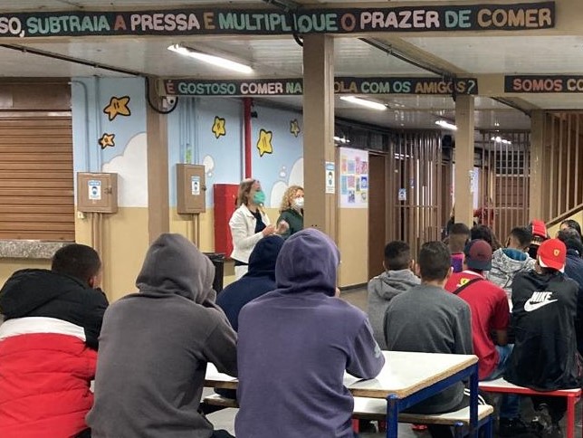 Atividade teve palestra sobre escolhas seguras no trânsito. 
