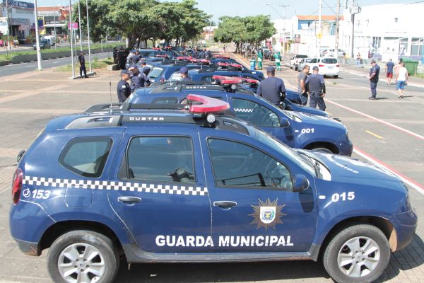 Treze viaturas e 60 guardas foram mobilizados