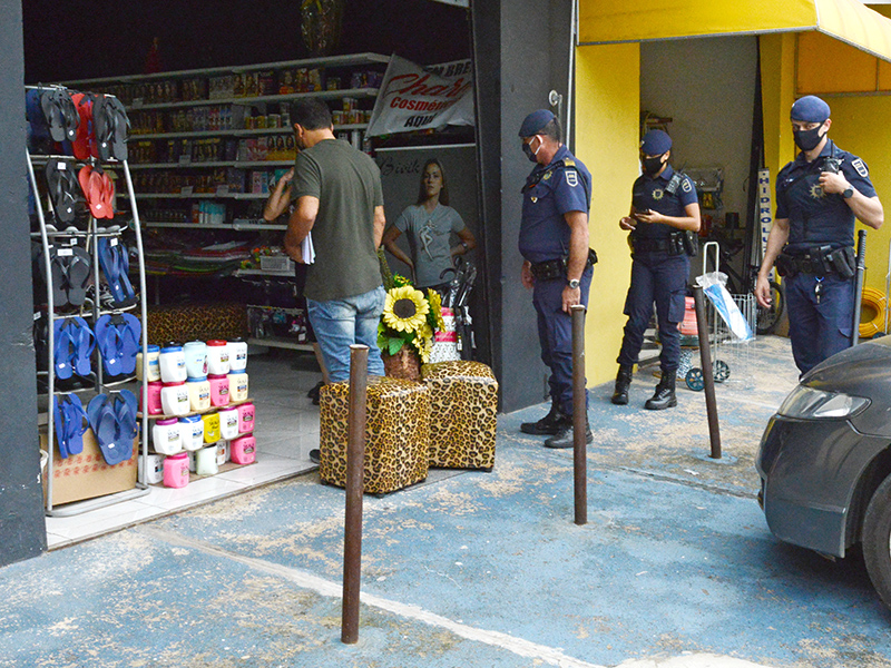 Operação verificou se comerciantes estão obedecendo a 