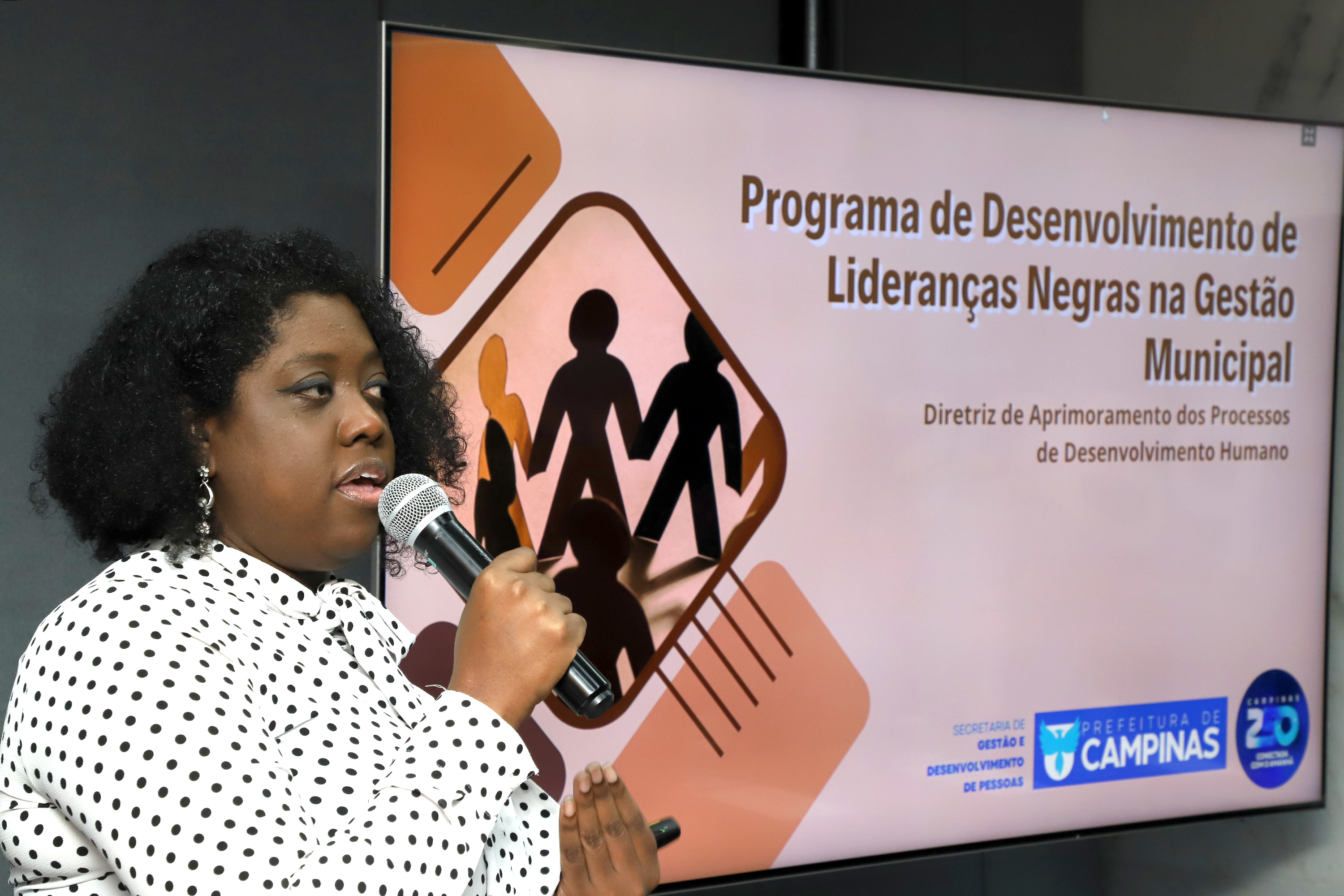 Eliane Jocelaine: construção de espaço para formação, troca de experiências e fortalecimento de lideranças negras 