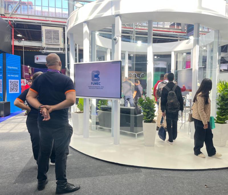 Espaço destaca avanços tecnológicos da educação municipal de Campinas