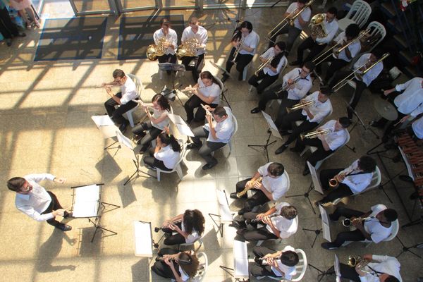 Crianças do projeto Primeira Nota: na Sanasa