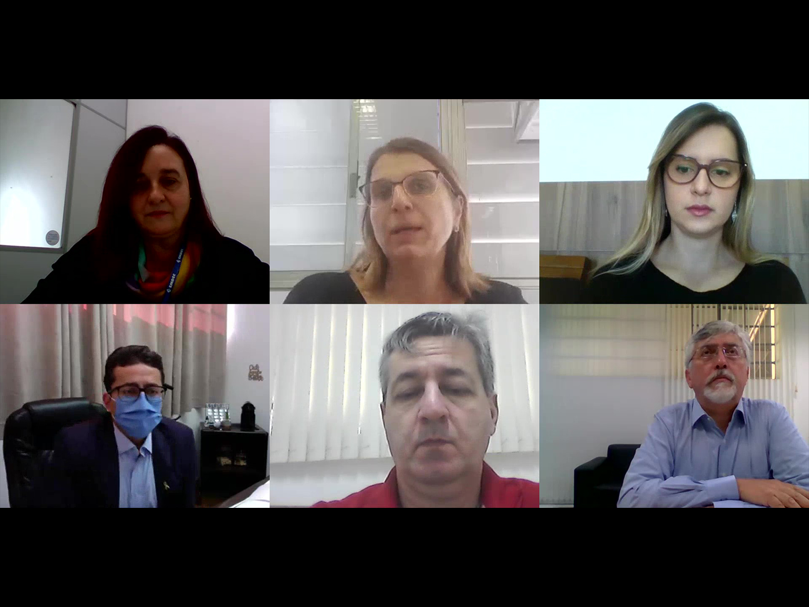 Palestra para conscientizar funcionários da Emdec sobre prevenção do coronavírus