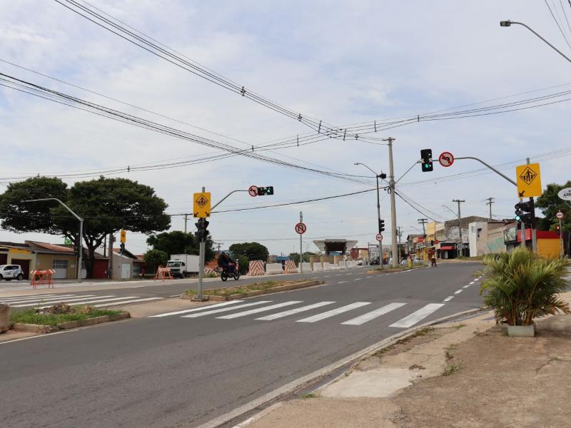 E também o cruzamento da Estrada do Friburgo com a via Maria Nadir Cisne de Vasconcelos