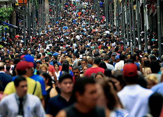 Ruas da área central, como a 13 de Maio, estão com policiamento reforçado e ostensivo