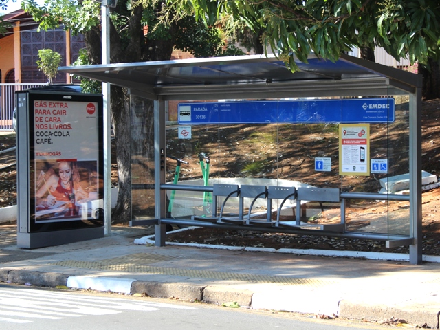 Abrigo na Av. Heitor Penteado