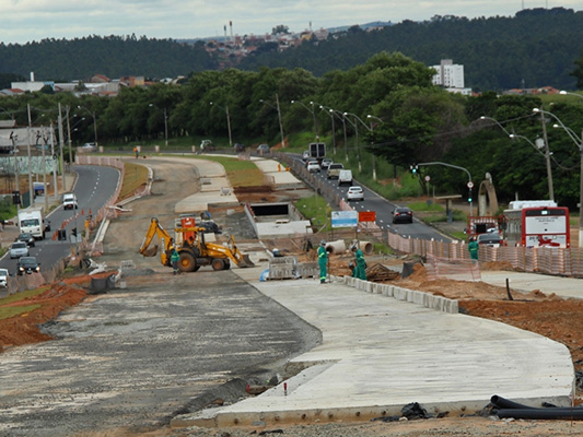 Obras do BRT avançam no Campo Grande