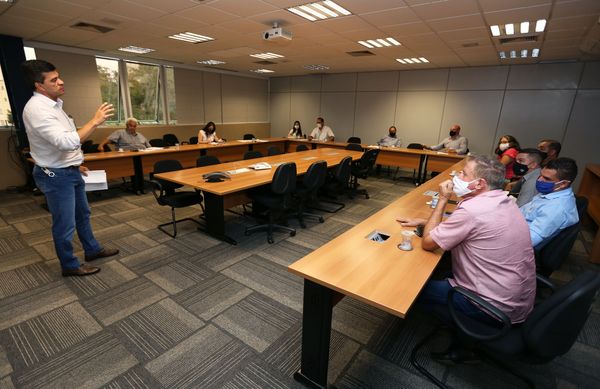 ... que a rede de água do Cidade Jardim é antiga...