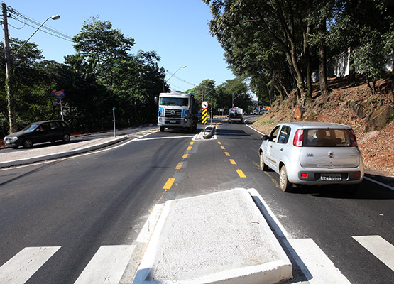 Antes da sinalização, motoristas tinham de fazer manobras arriscadas