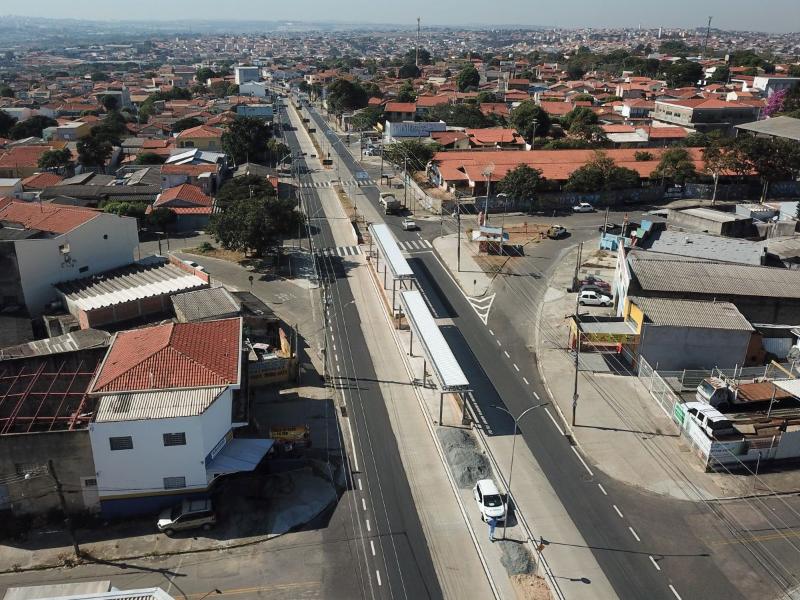 ...e 37 estações e seis terminais de passageiros