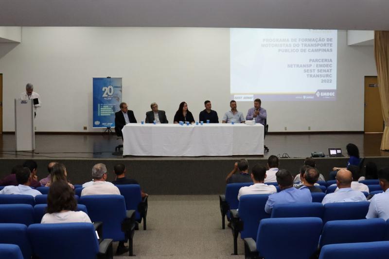 Representantes das instituições que viabilizaram o Programa participaram do lançamento