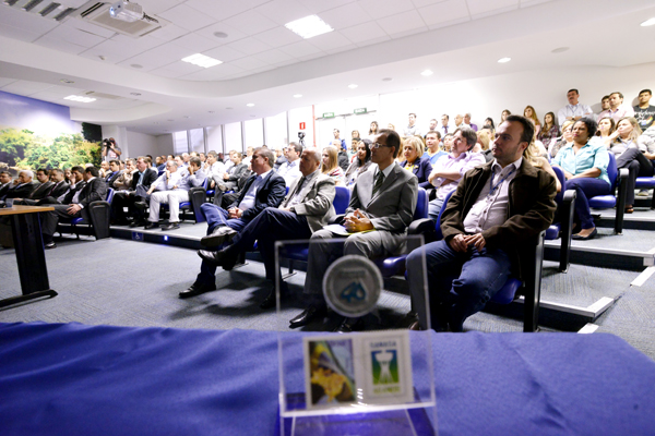 Funcionários ajudaram a construir a Sanasa