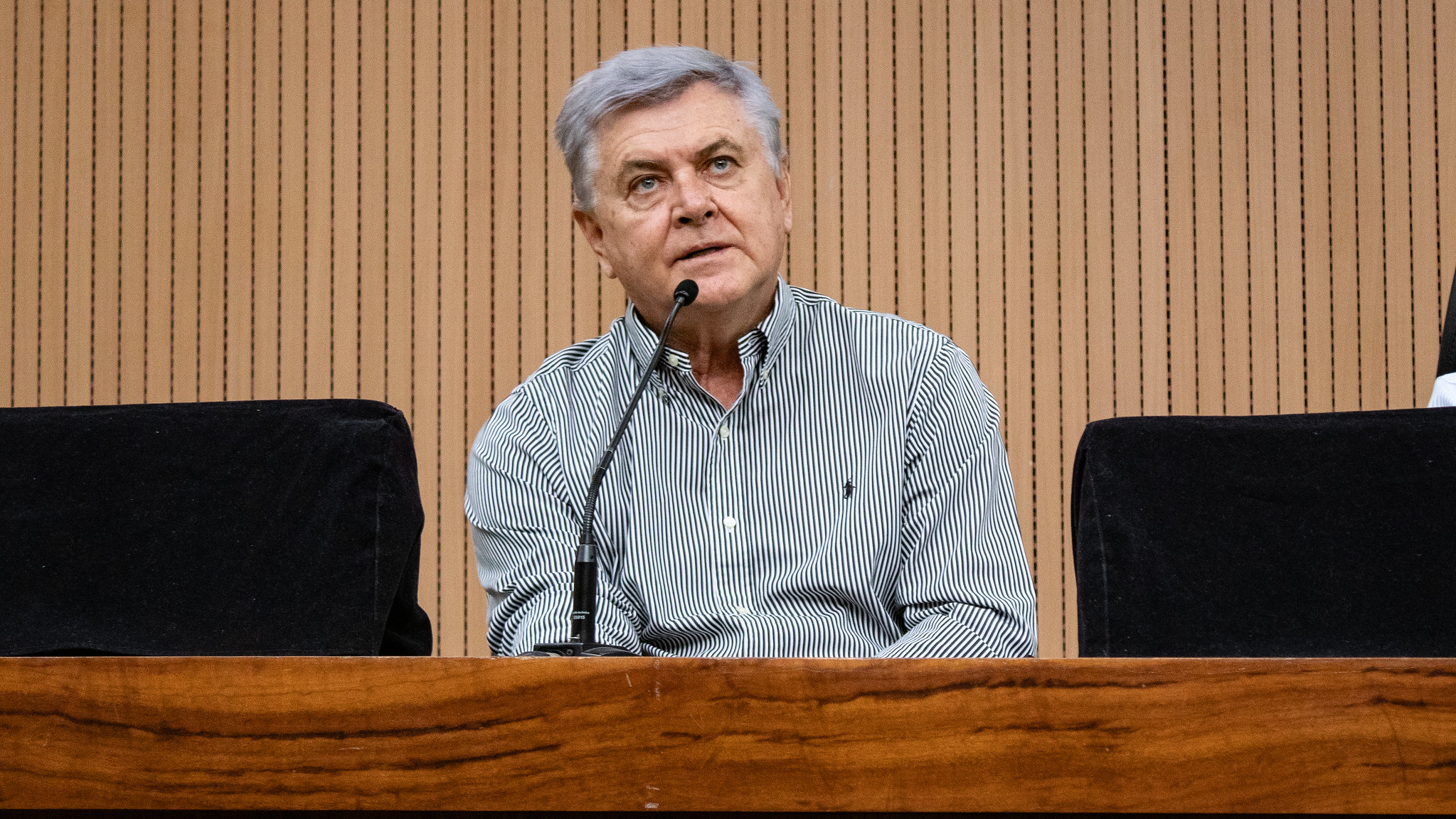 O secretário de Saúde de Campinas, Lair Zambon, durante prestação de contas no Legislativo