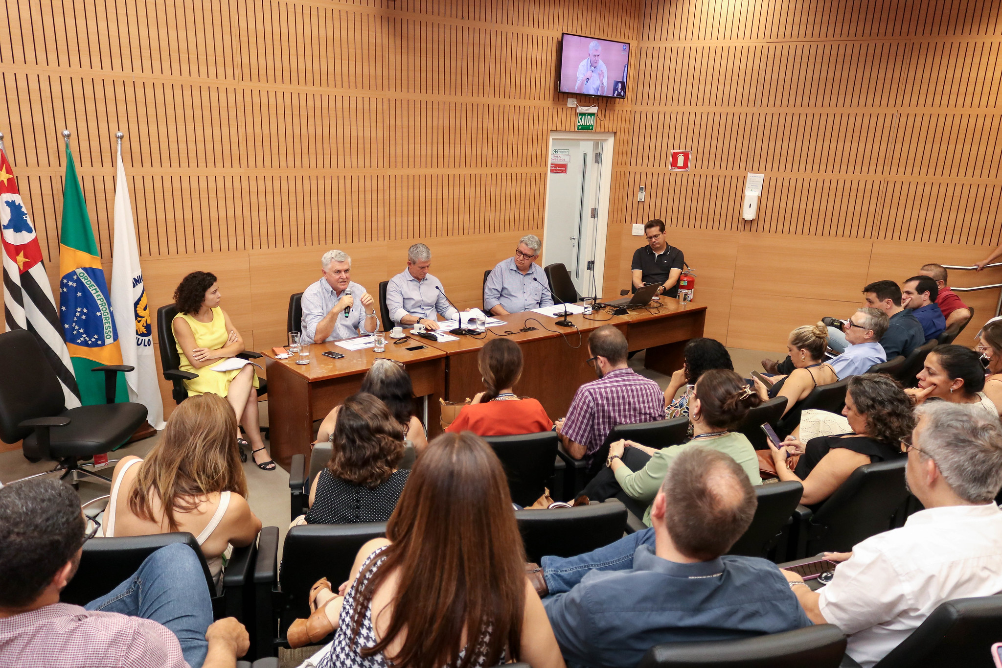 Gestores da Saúde e Rede Mário Gatti prestaram contas ao Legislativo