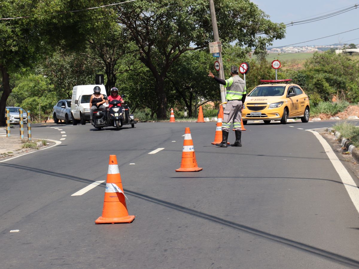 Atletas e veículos dividirão as pistas, com orientação e monitoramento de agentes da Emdec