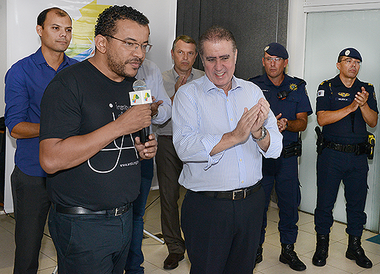 Prefeito e Luccas Soares, do Anelo