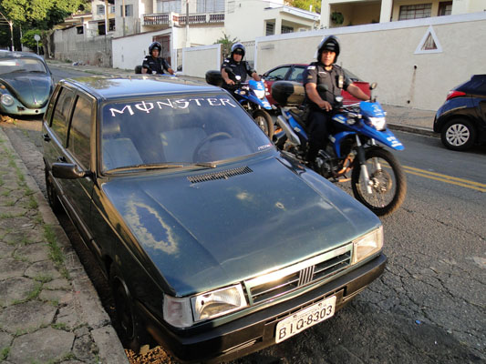 Carro estava na Prestes Maia
