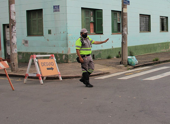Agentes da Emdec vão monitorar o local do fechamento