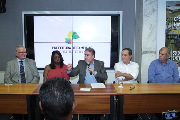 Jonas: Plano se preocupa com a dignidade dos moradores em situação de rua