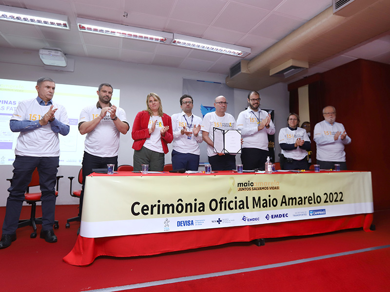 Prefeito assinou lei instituindo o Maio Amarelo