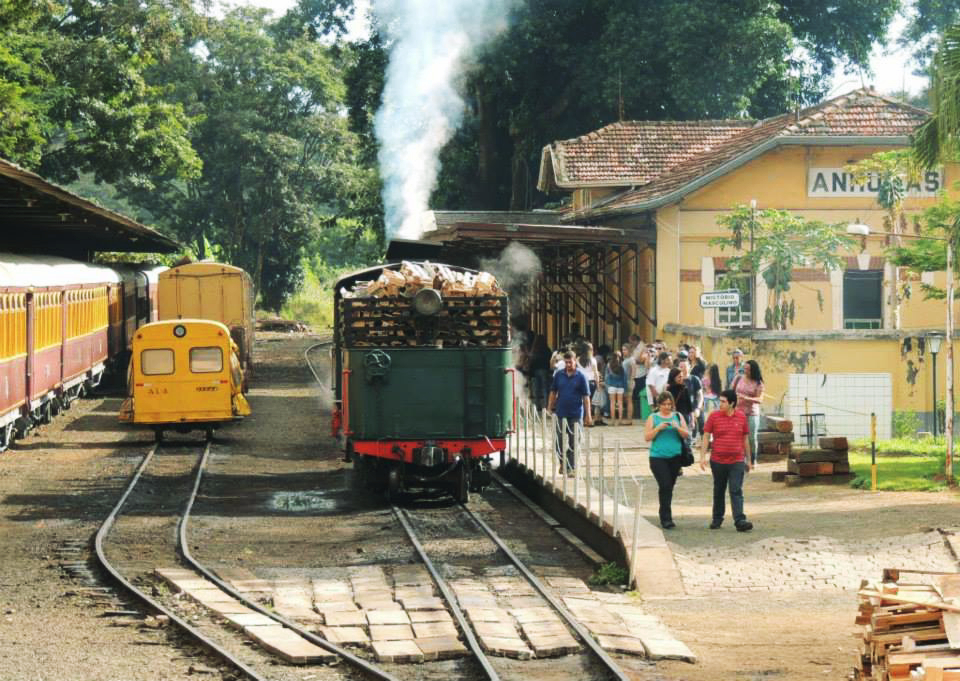A Estação Anhumas é o ponto de partida do percurso da Maria Fumaça 