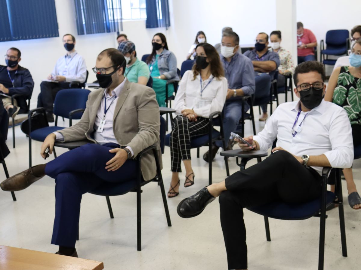 Secretário de Transportes e presidente da Emdec participaram das discussões