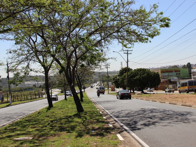 Trecho da John Boyd recebe mais uma frente de obras do BRT