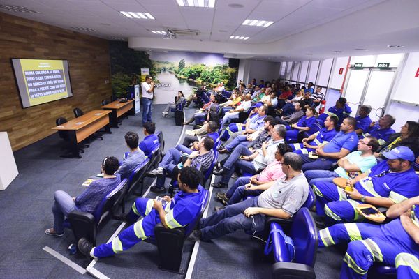 Funcionários da Sanasa lotaram auditório