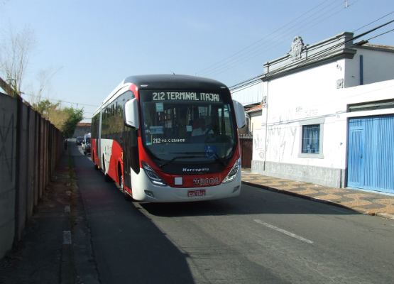BRT circulando na cidade