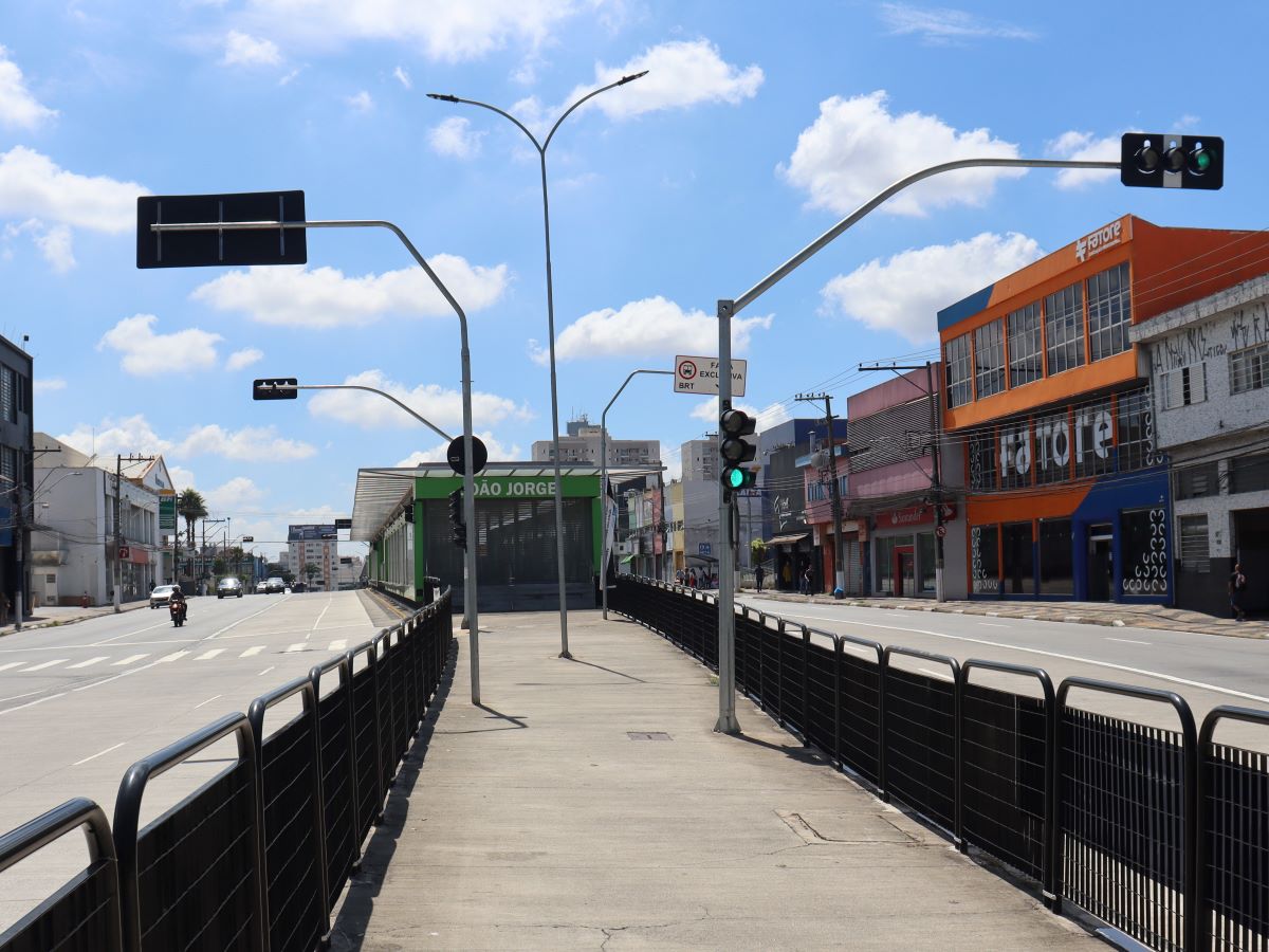 A cobrança da tarifa é feita por meio de catracas eletrôn