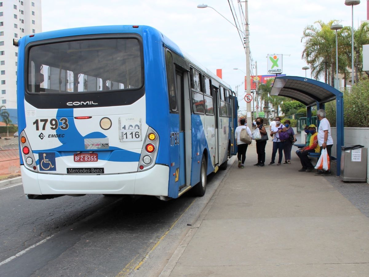 É importante que os moradores levem sua experiência da realidade local para aperfeiçoar ao máximo as regras da concessão