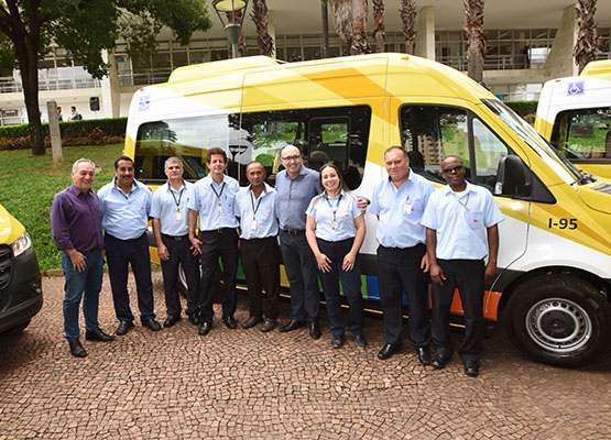 Dário e equipe de condutores do PAI-Serviço