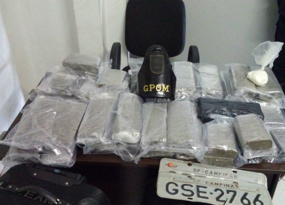 GM apreendeu tijolos de maconha e cocaína pura