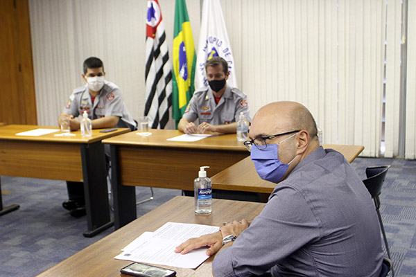 Encontro discutiu parcerias para atuação dos Bombeiros no município