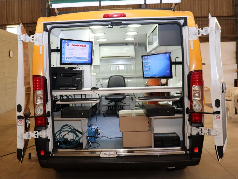 Medição é feita com o uso de uma van adaptada para a aferição