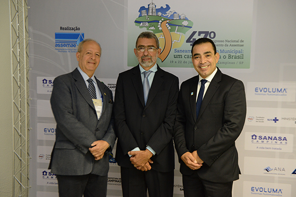 Congresso reuniu autoridades na área de saneam