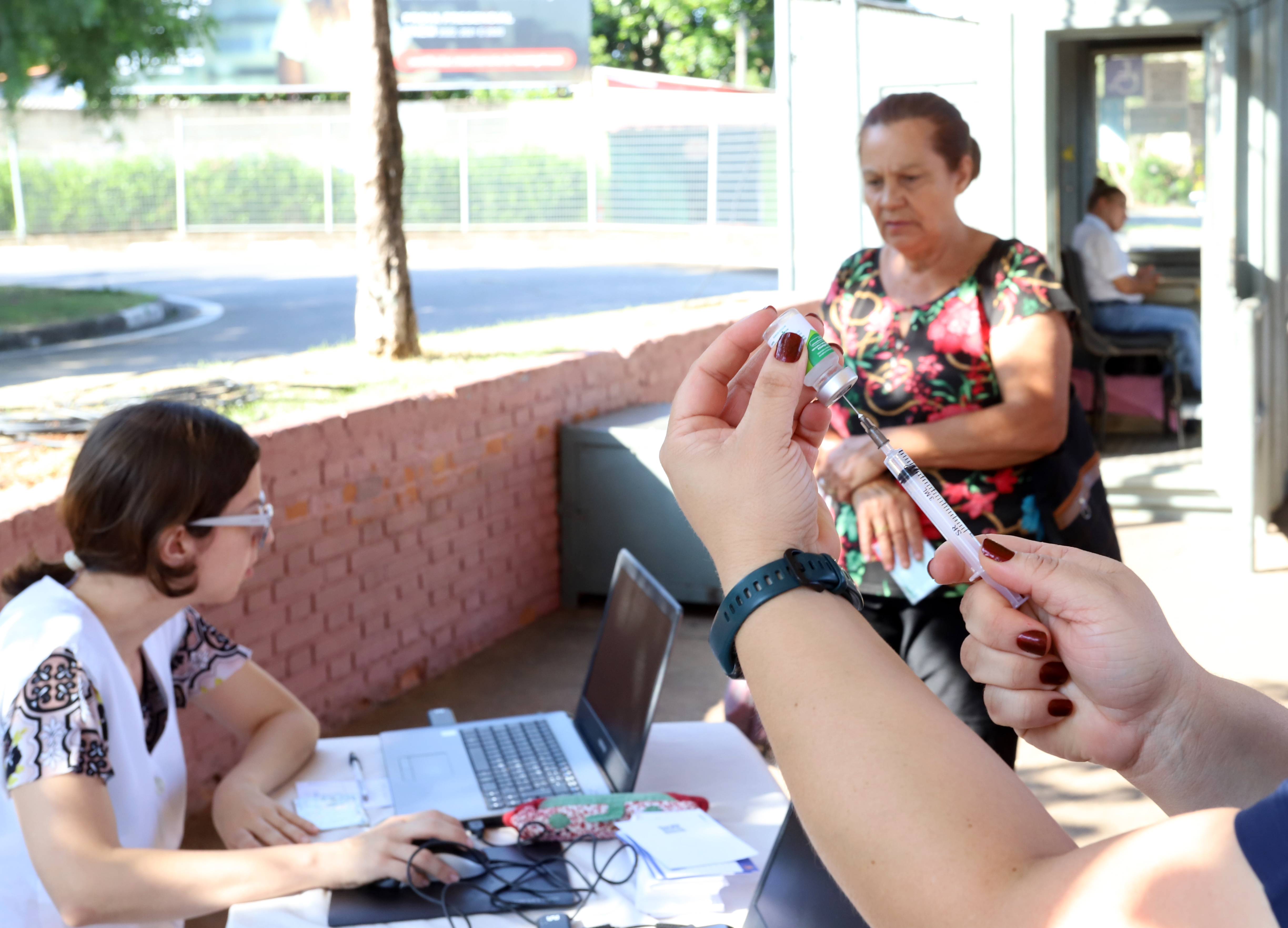 Campanha para atualização de cadernetas de crianças e adolescentes segue até o fim do mês