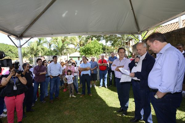 Romêo fala em cerimônia de assinatura da Ordem de Serviço