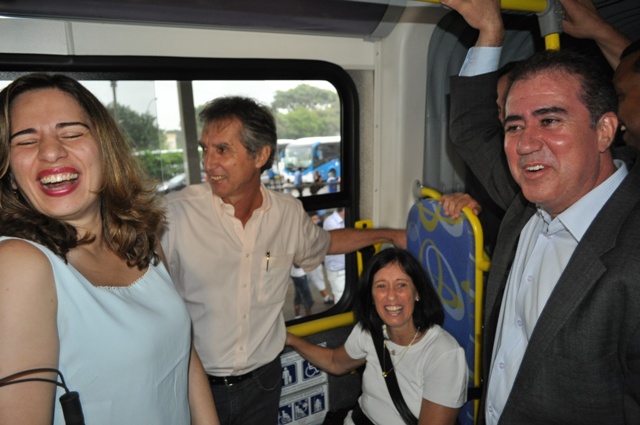 Emanuelle, Benassi, deputada Célia Leão e o prefeito