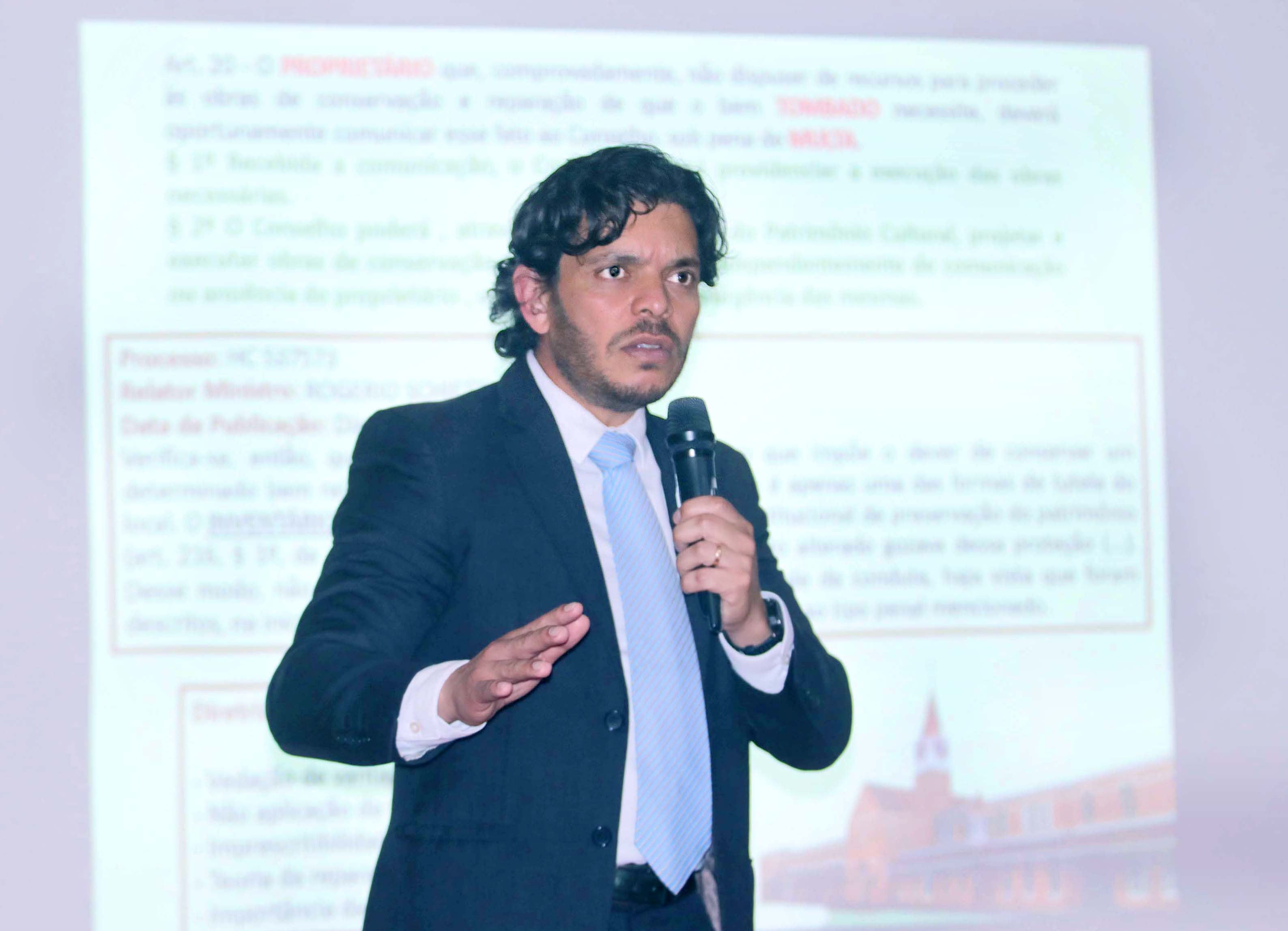 O professor Carlos Magno Paiva, da Universidade Federal de Ouro Preto: referência em direito do patrimônio cultural