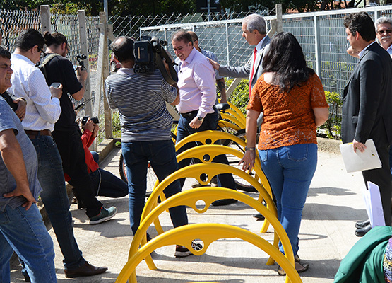 Cerimônia de inauguração do bicicletário